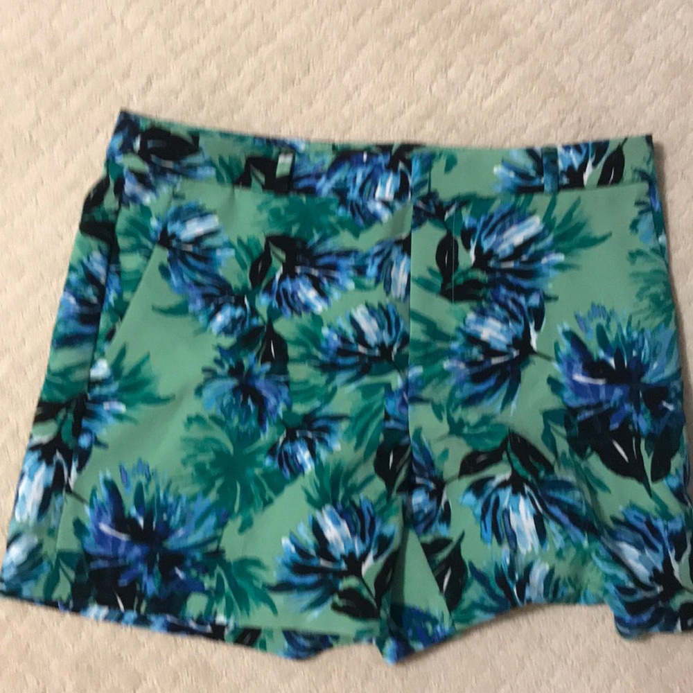 Banana republic shorts size 6